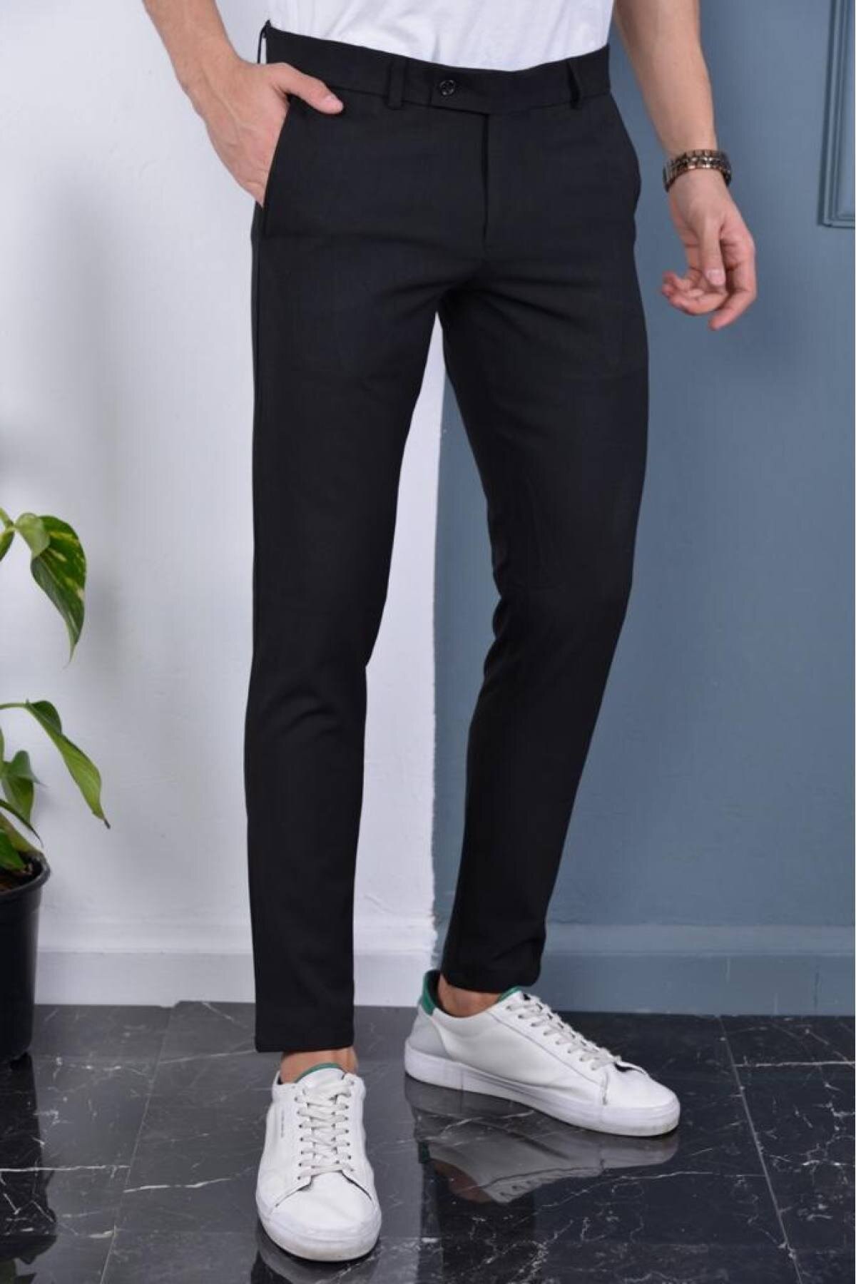 Erkek Siyah Renk İtalyan Kesim Kaliteli Esnek Likralı Kumaş Pantolon